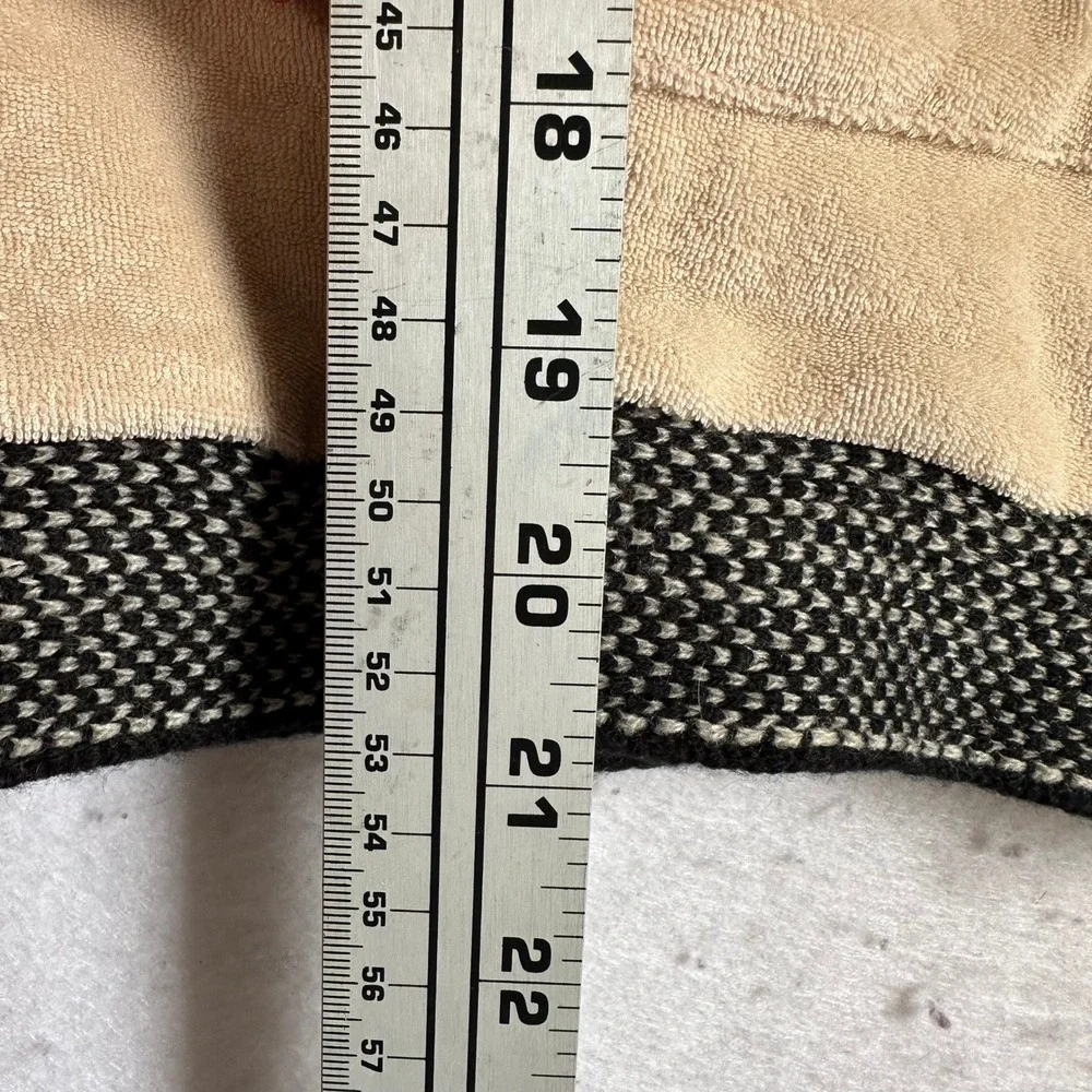 The Greii Tan Terry Cloth V-Neck Sweater Vest Contrast Trim M1102A Small‎